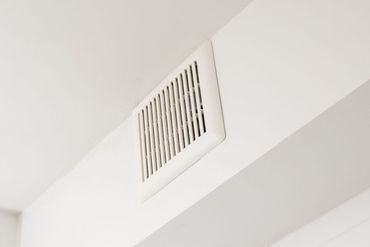 Bathroom ventilation fan